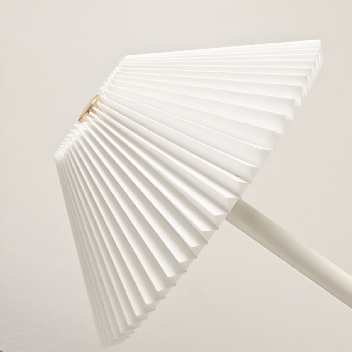 AluShine Tafellamp | Aluminium LED Tafel Lamp met Paraplu Design - odelly.nl