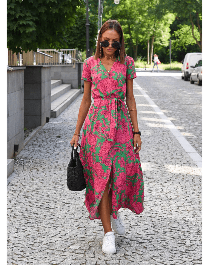 Amalia Bloemenjurk | Moderne zomerjurk met korte mouwen - odelly.nl