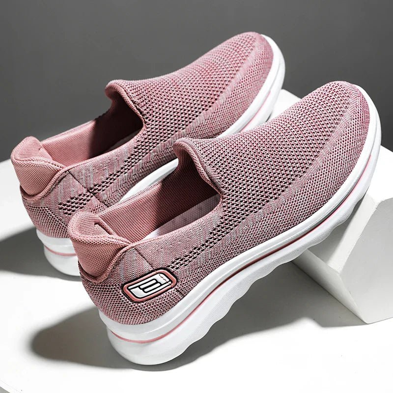Amber & July Sneakers | Trendy slip - on sneakers voor dames - odelly.nl