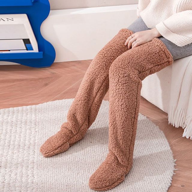 CozyPaws® Knee High Socks - odelly.nl