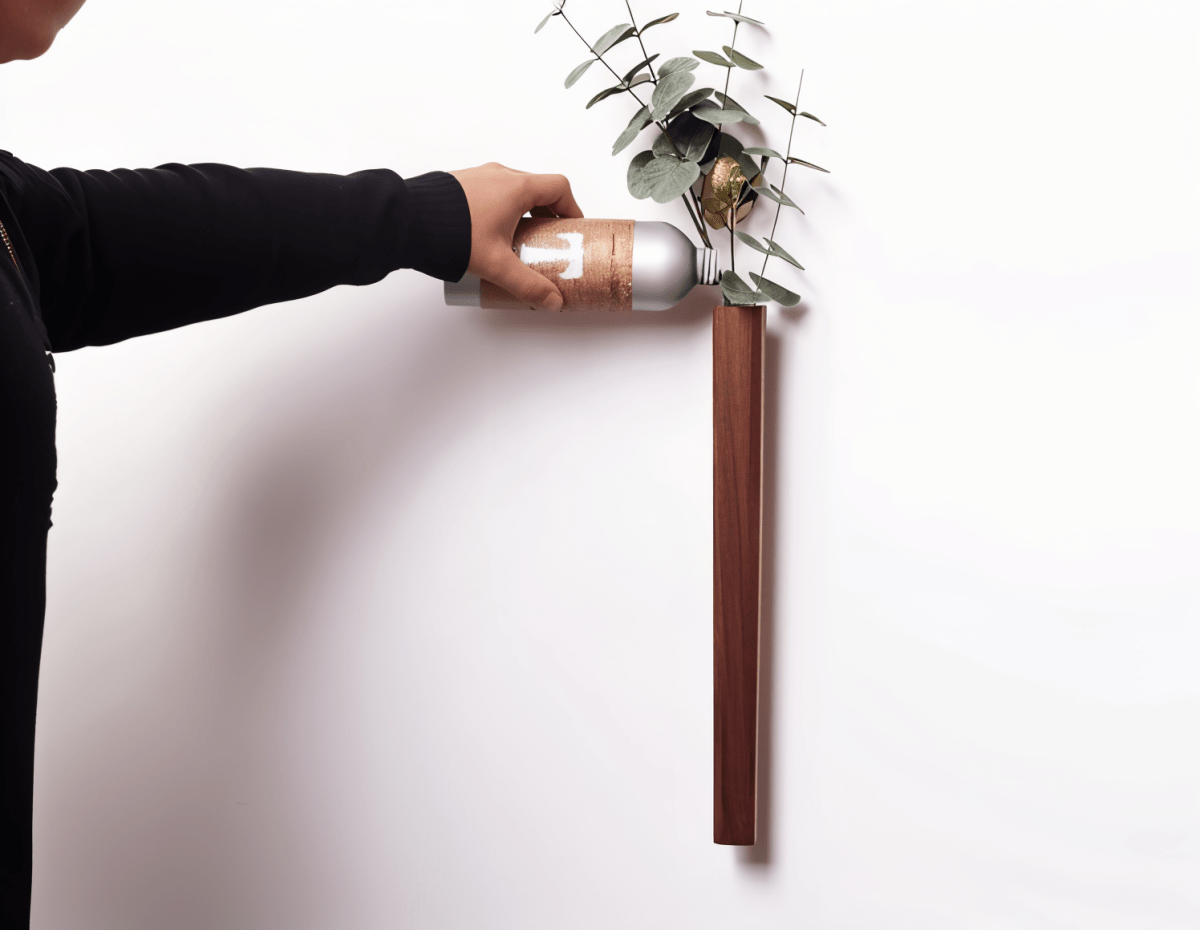 Ellis WandVaas | Wandvaas van Massief Zwart Beukenhout voor Stijlvolle Decoratie - odelly.nl