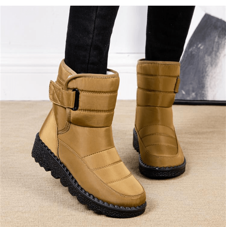 Emma Laarzen | Waterdichte, antislip gevoerde winterboots voor dames - odelly.nl