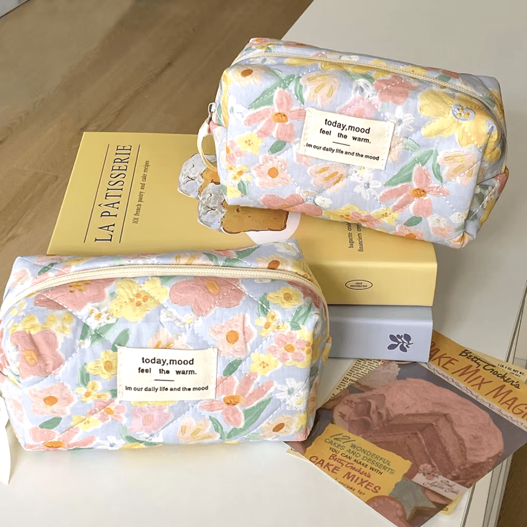 Esmee - Toilettas met Trendy Bloemenprint - odelly.nl