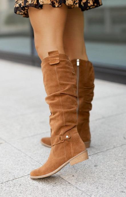 Isabelle Boots | Trendy overknee boots met lage hak en zijrits - odelly.nl