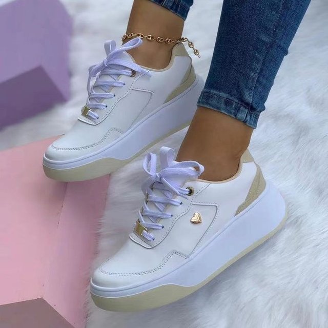 Lisa Sneakers | Casual dames sneakers met gekleurde accenten en platforms - odelly.nl