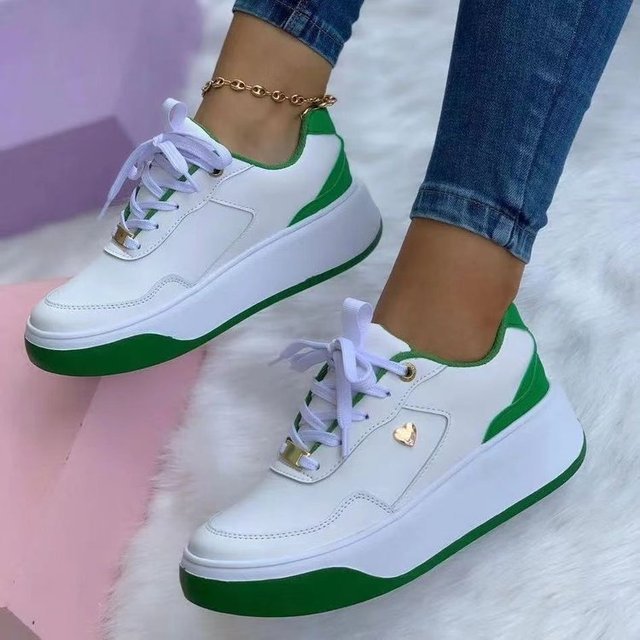 Lisa Sneakers | Casual dames sneakers met gekleurde accenten en platforms - odelly.nl