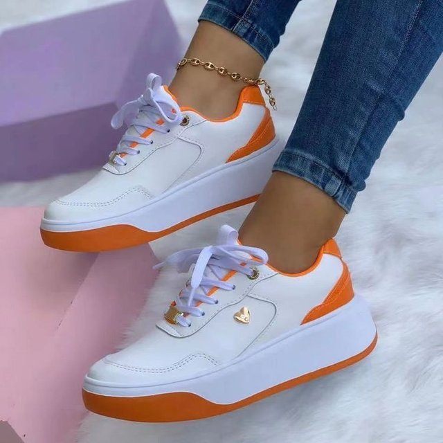 Lisa Sneakers | Casual dames sneakers met gekleurde accenten en platforms - odelly.nl