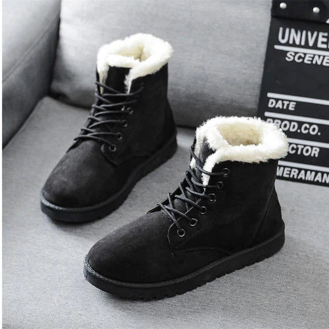 Lisa Winterboots | Warme laarzen met faux bont en vetersluiting voor dames - odelly.nl