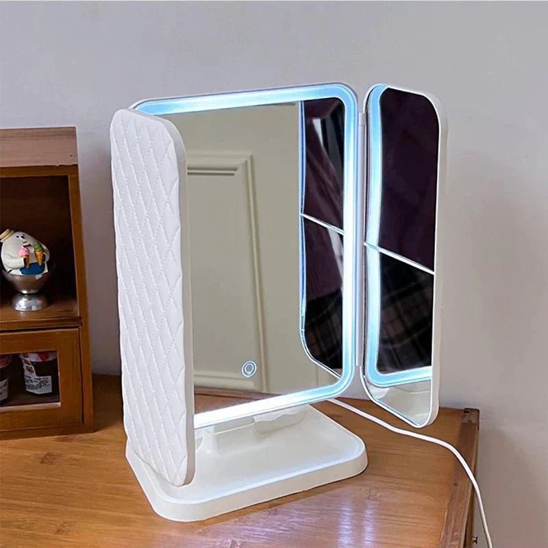LuminaGlow Tri - Fold LED Mirror - odelly.nl