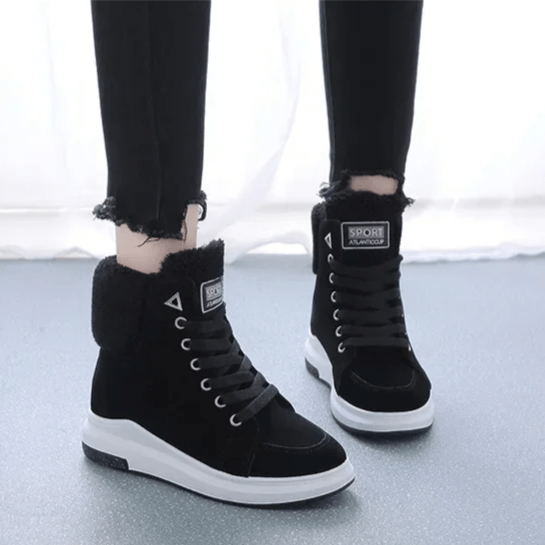 Natalia Snowboots | Trendy fleece gevoerde high - top sneaker laarzen voor dames - odelly.nl