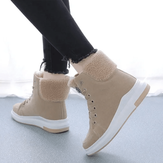 Natalia Snowboots | Trendy fleece gevoerde high - top sneaker laarzen voor dames - odelly.nl