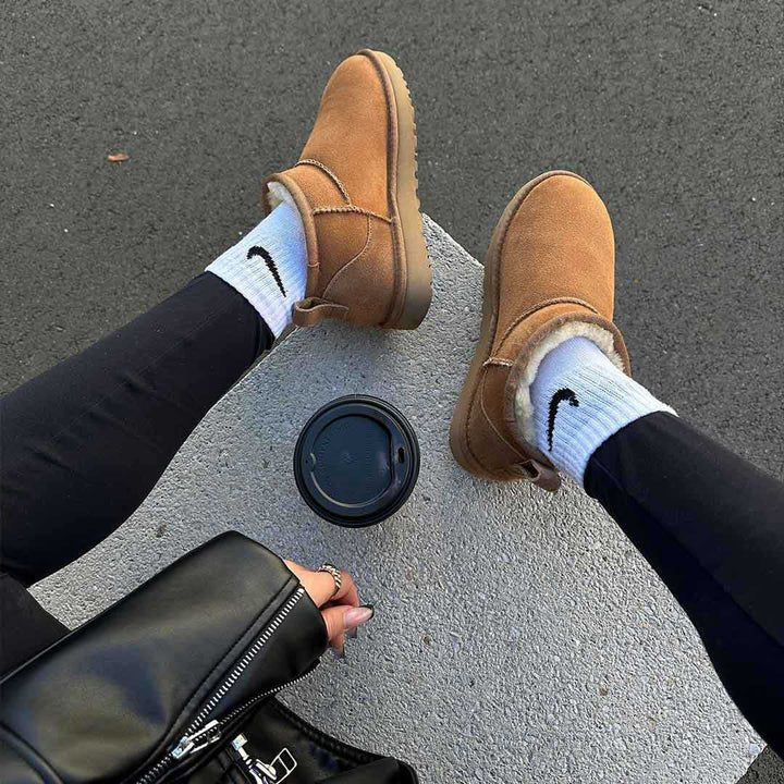 Nikki Boots | Super trendy laarzen met fleece voering voor dames - odelly.nl