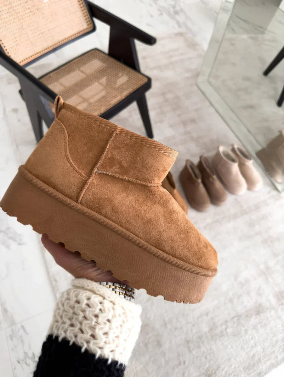 Nikki Boots | Super trendy laarzen met fleece voering voor dames - odelly.nl