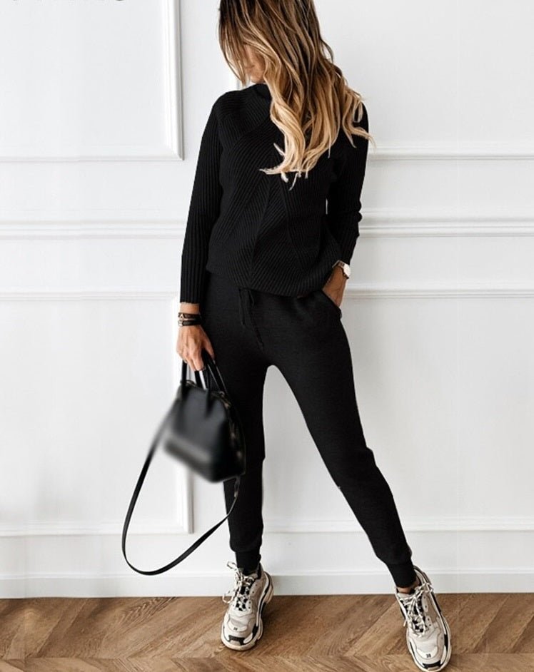 Nikki Joggingpak | Warm trendy tweedelig pak voor dames met koltrui en broek - odelly.nl