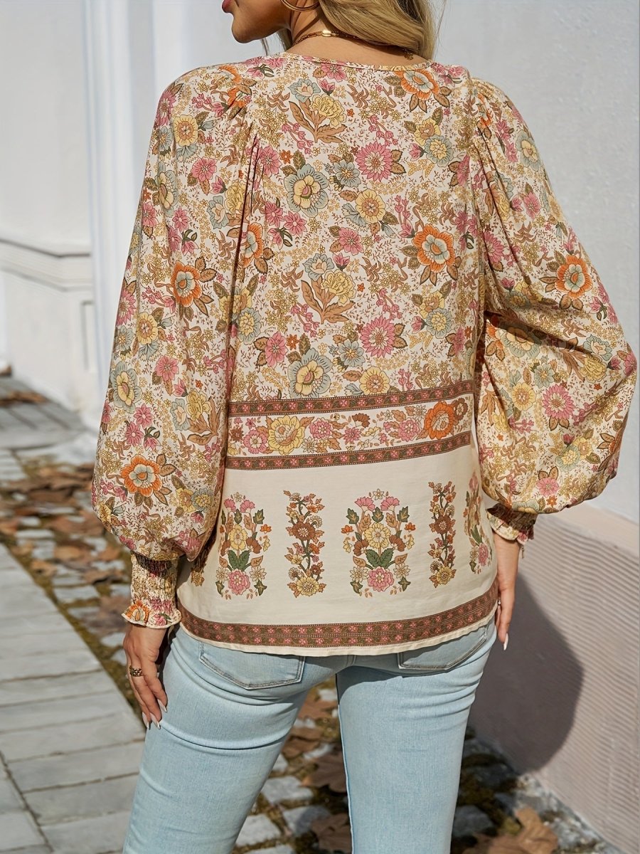 Yara - Bloemenblouse met V - hals en Trekkoord - odelly.nl