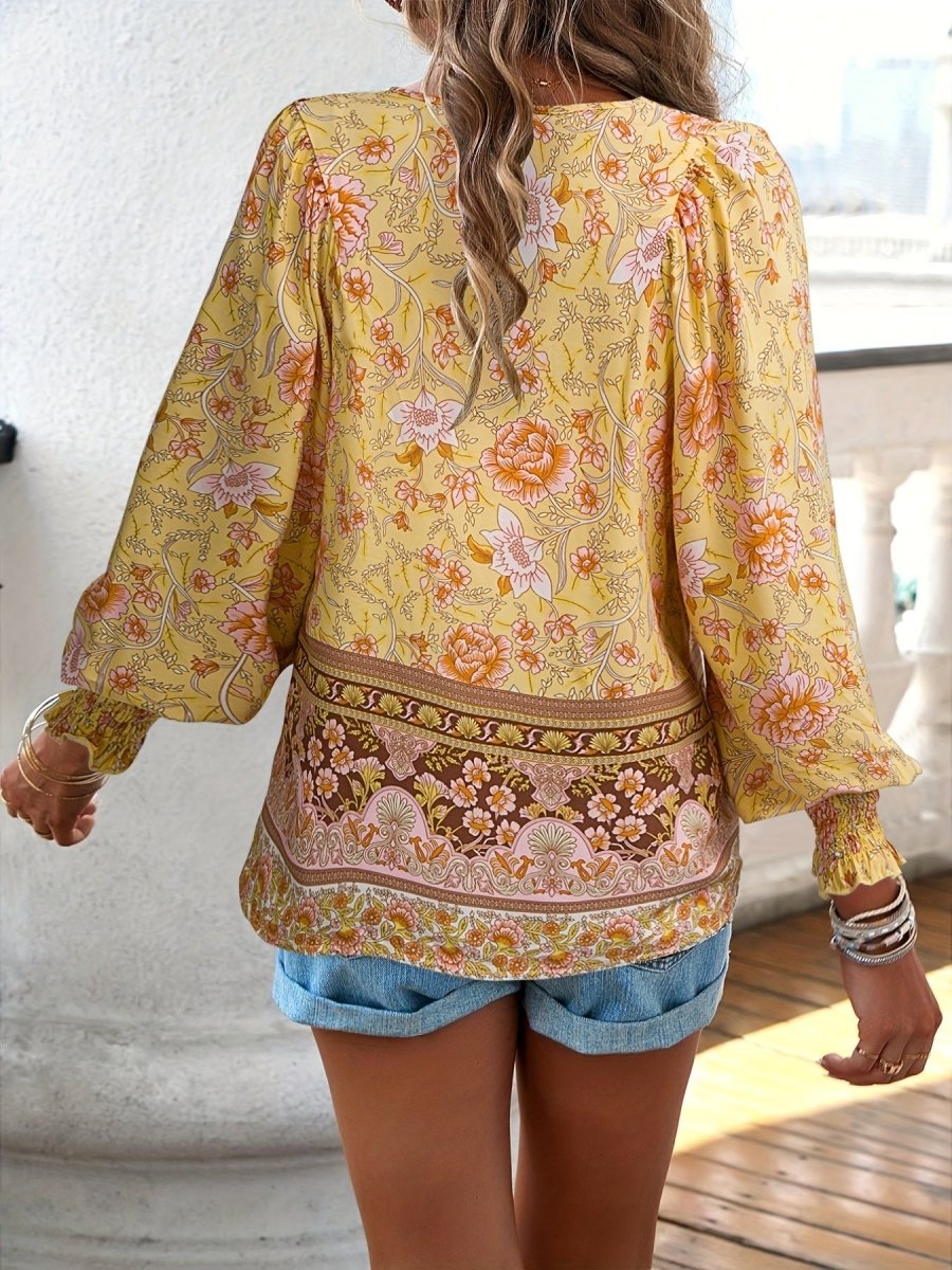 Yara - Bloemenblouse met V - hals en Trekkoord - odelly.nl