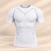 Odelly PowerShape compressie T-shirt voor heren wit op beige achtergrond
