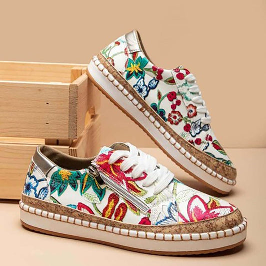 Sophie Sneakers | Stijlvolle bloemenprint veterschoenen voor dames - odelly.nl